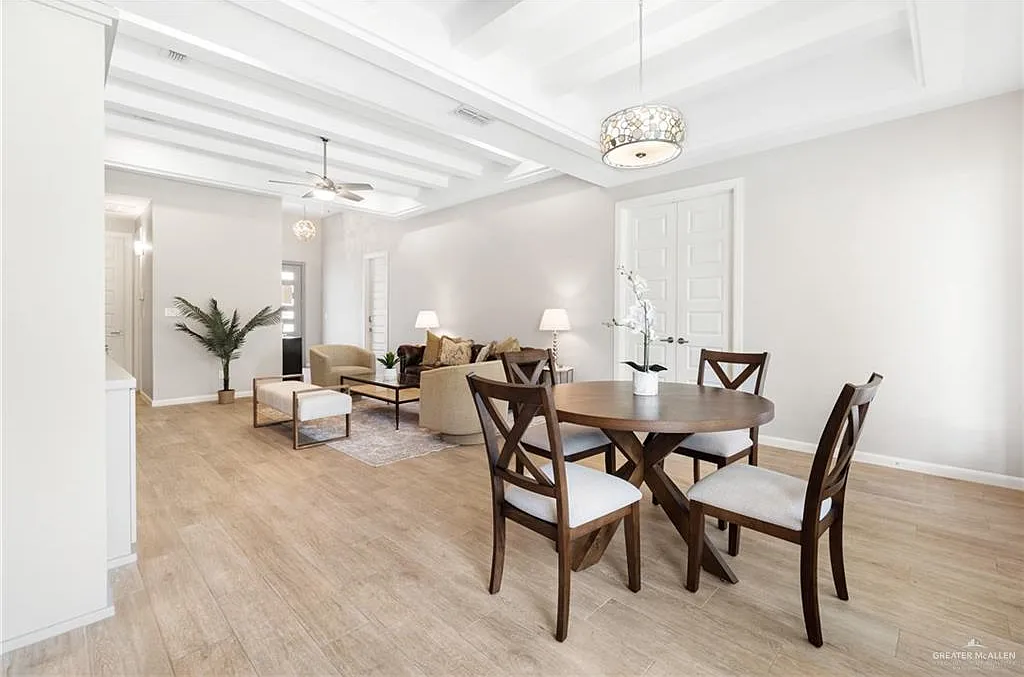 3 bed, 2.5 bath, 2029 sqft, $3,750 — Photo 4