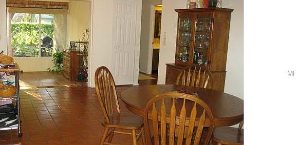 5th image of 2350 Hawthorne Dr