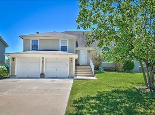8623 NE 116th St, Kansas City, MO 64157