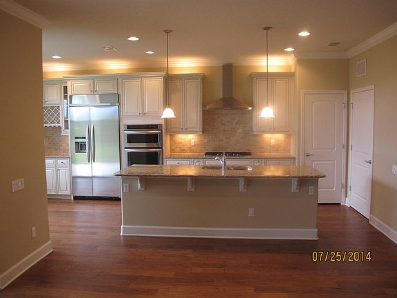 4th image of 621 Cordoba Dr