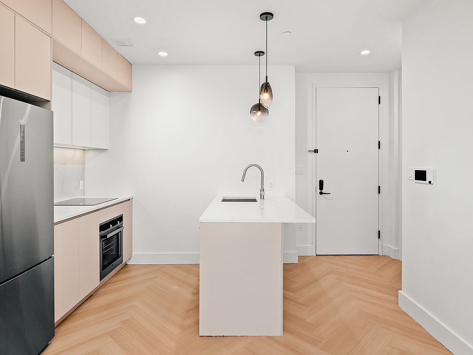1st image of 34-16 38th St #1202