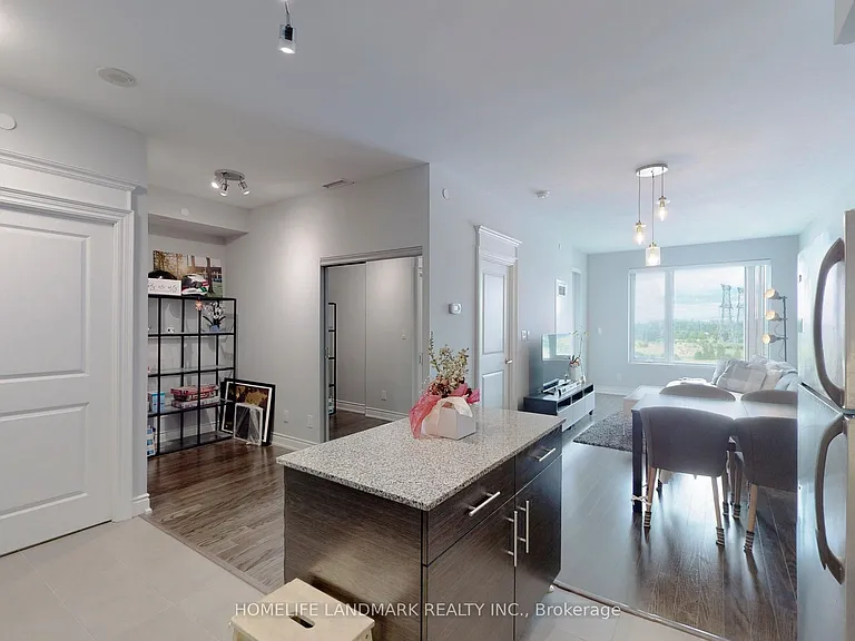 325 S Park Rd #810 — Photo 19