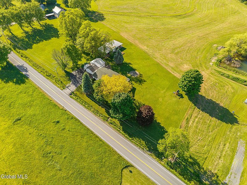 5th image of 246 Ecker Hollow Road