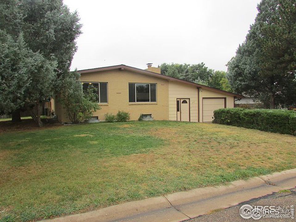 1st image of 2729 Meadow Brook Ln