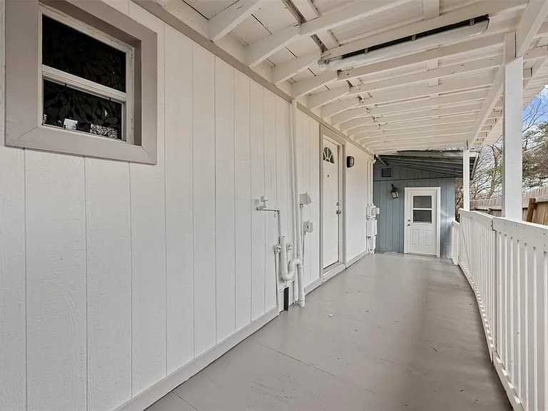 901 Valdez St #A — Photo 5