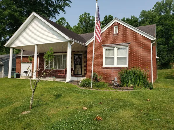 436 Hedgewood Dr, Gallipolis, OH 45631