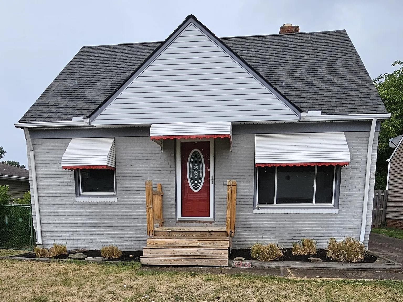 3 bed, 1.5 bath, 1500 sqft, $1,600 — Photo 1