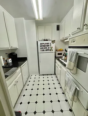 Rented by Olympia House Delaware LP | media 25