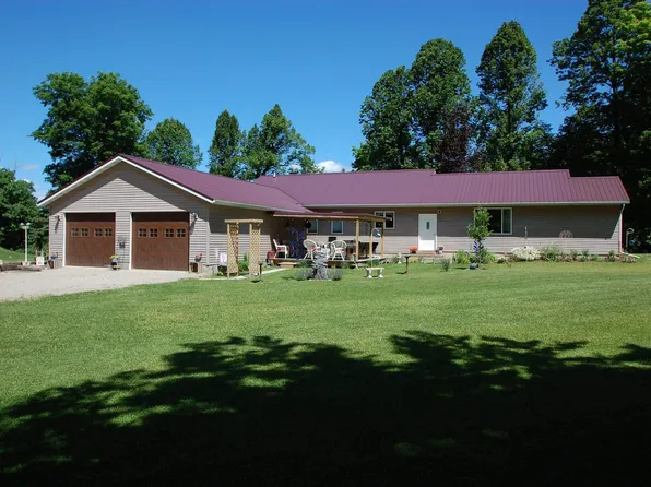 512 Reed Ln, West Branch, MI 48661