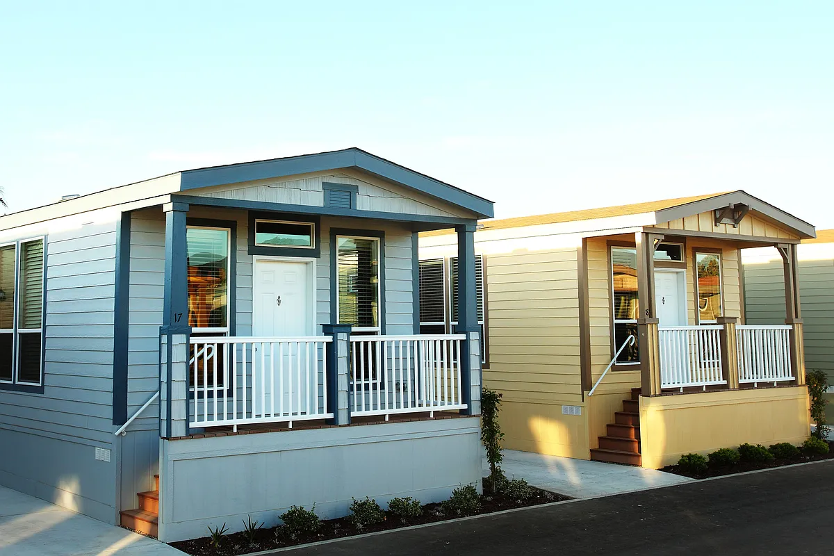 Building Photo - 2950 Mission Dr #36