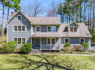 179 Wildflower Dr, Amherst, MA 01002