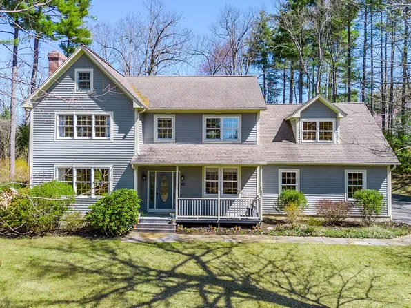 179 Wildflower Dr, Amherst, MA 01002