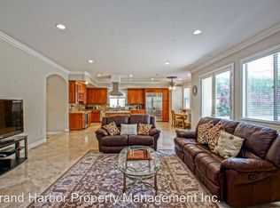 1601 Ruhland Ave, Manhattan Beach, CA 90266