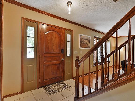 4th image of 5477 Old Pond Dr