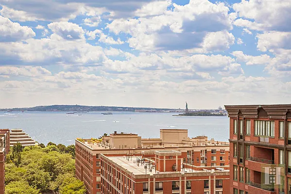 Rented by Halstead Real Estate | media 14