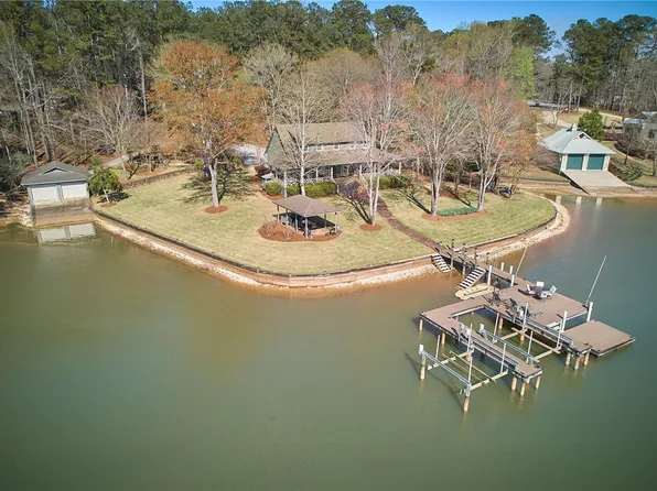 217 Hummingbird Ln, Equality, AL 36026