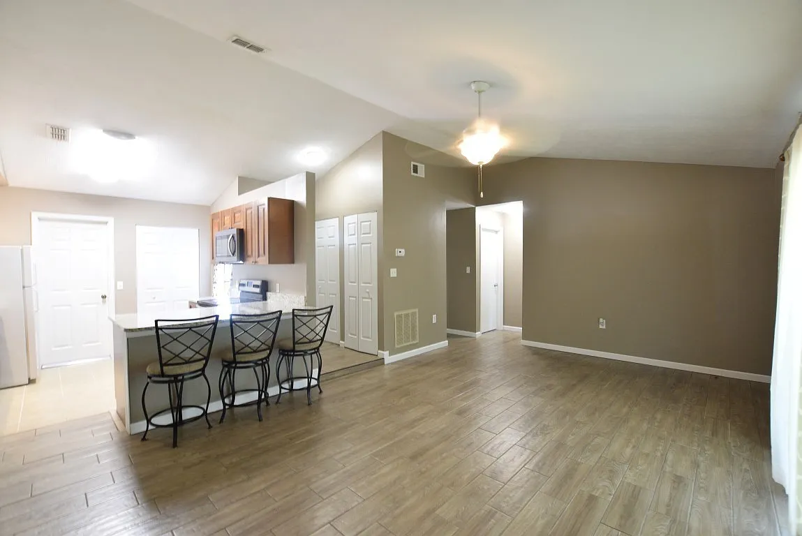 Beautiful 3 Bed 2 Bath Home For Rent In Deltona, Fl! Deltona Lakes — Photo 3