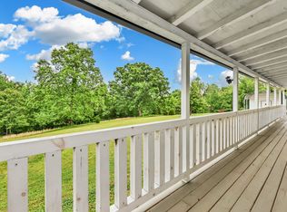3467 Luther Ragan Rd, Palmyra, TN 37142