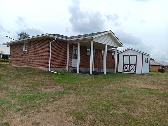 4th image of 200 Crestview Dr
