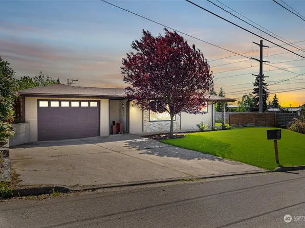 3301 NE 11th Place, Renton, WA 98056