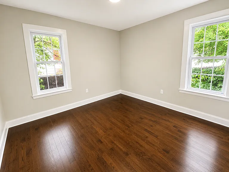 251-253 Schley St #1 — Photo 10