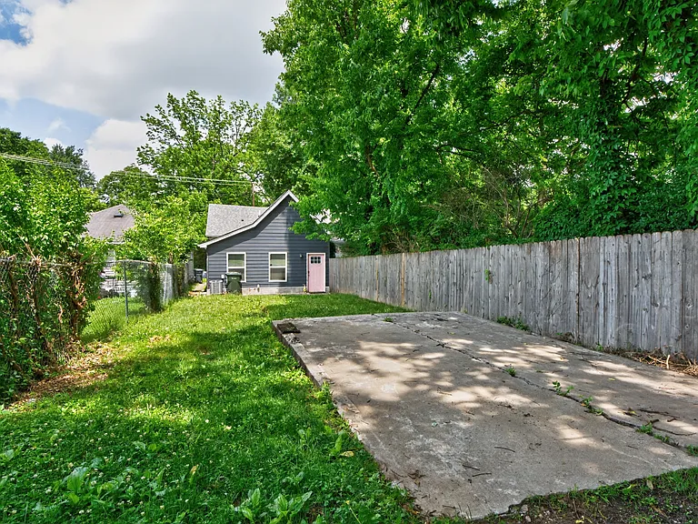 614 N Upper St — Photo 18