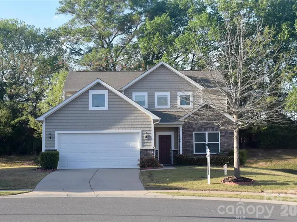 504 Twelve Oaks Ln, Fort Mill, SC 29708