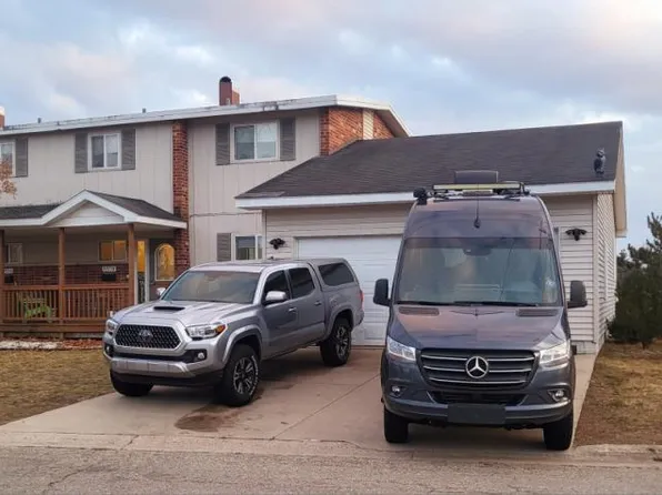 9757B 8th St, Oscoda, MI 48750