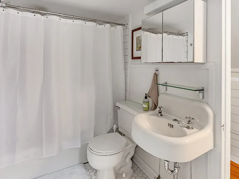6 Shelburne Rd #1 — Photo 16