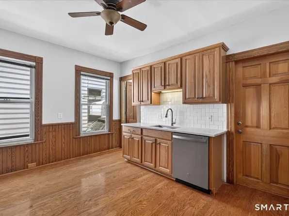 35 Tilton St #1, New Haven, CT 06511