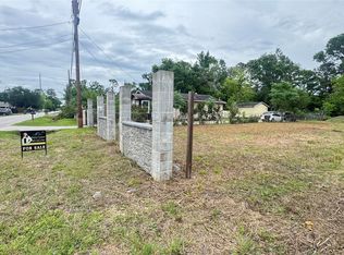 9016 Sherbourne St, Houston, TX 77016