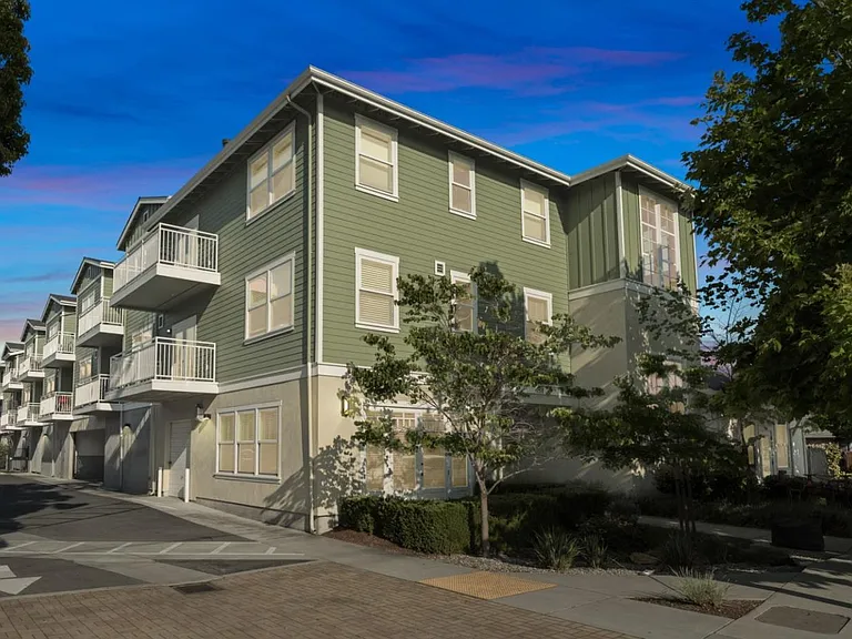 708 Frederick St #204 — Photo 1