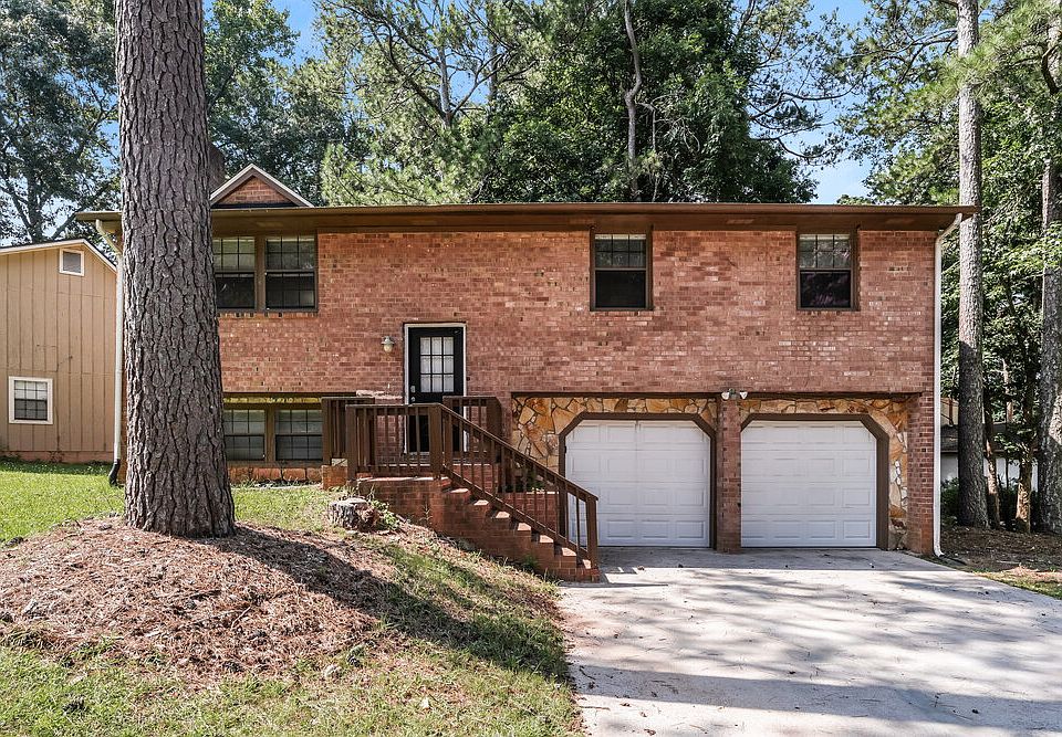 1st image of 1073 Cherokee Hts