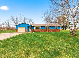 843 Vinewood Dr, Mendon, MI 49072