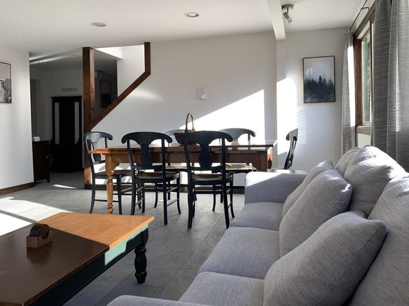15 Nearing Rd, Bondville, VT 05340