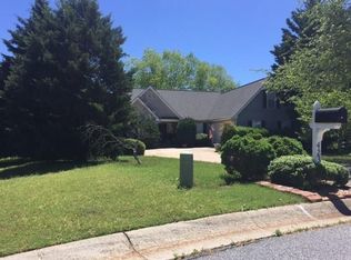 4230 Elmhurst Ln, Cumming, GA 30028