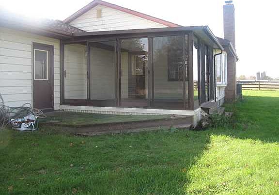 3rd image of 200 Colby St