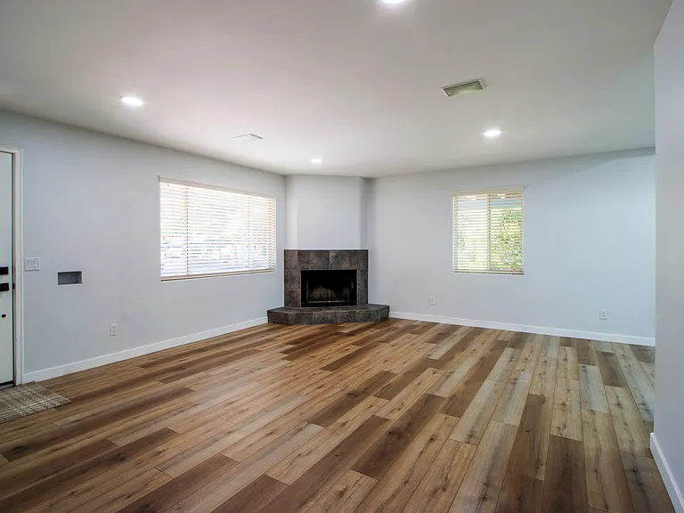 1415 S Oakley Pl — Photo 6