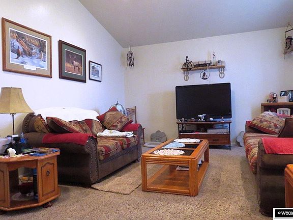 2nd image of 811 Wolf Creek Dr
