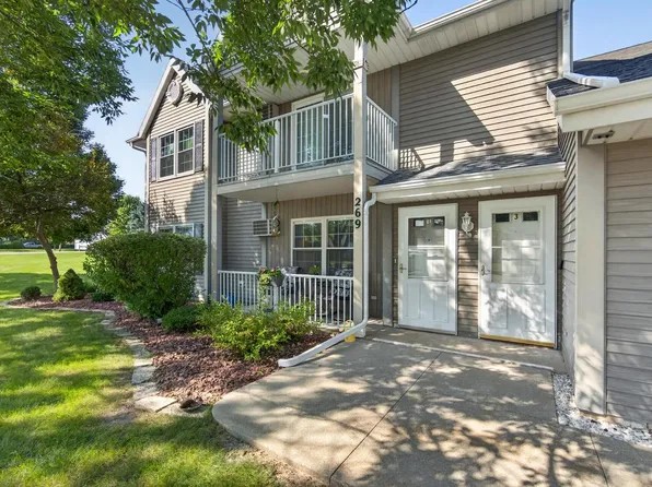 269 Minz Park CIRCLE #1, West Bend, WI 53095