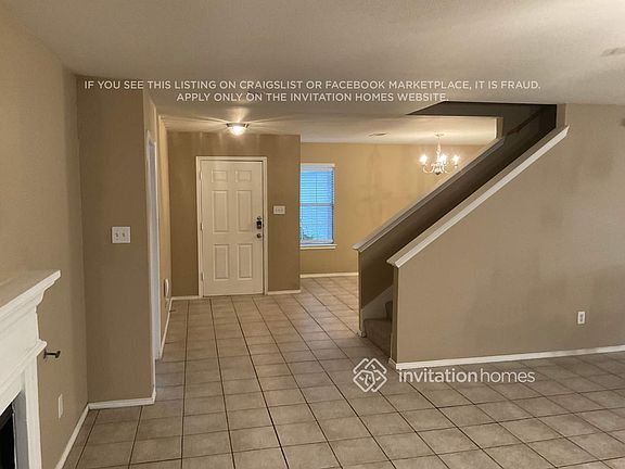 3rd image of 1002 Chatham Ln