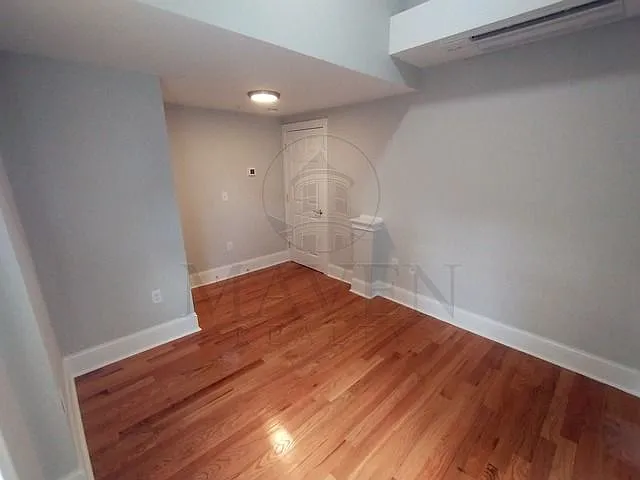105 Morse St #1 — Photo 11