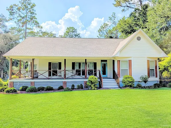 2113 Backlake Cir, Bainbridge, GA 39819