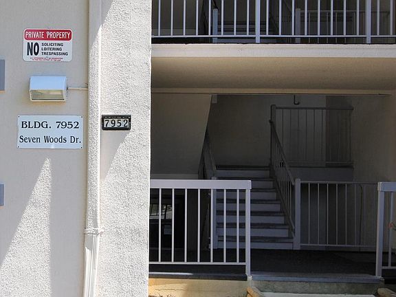 4th image of 7952 Seven Woods Dr APT E