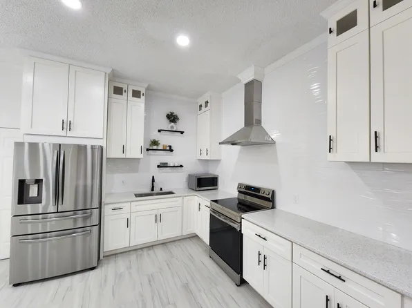 2611 Whatley Ave, Savannah, GA 31404