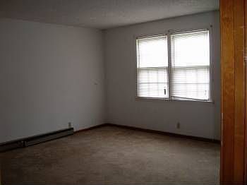 2nd image of 605 Troy Ct