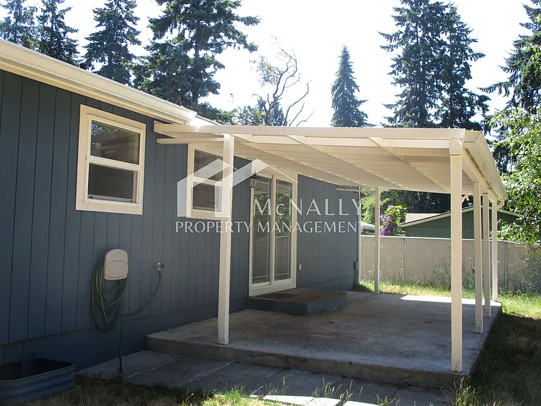 1416 Briston Ln — Photo 11