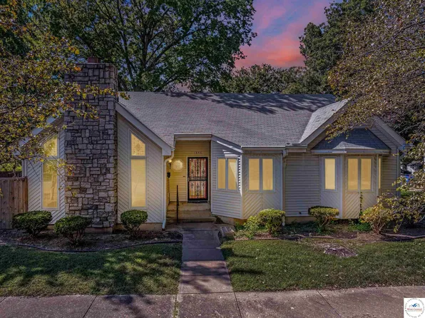 1846 S Barrett Ave, Sedalia, MO 65301