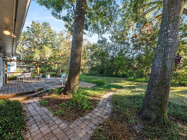 8120 NW 48th Ln — Photo 66