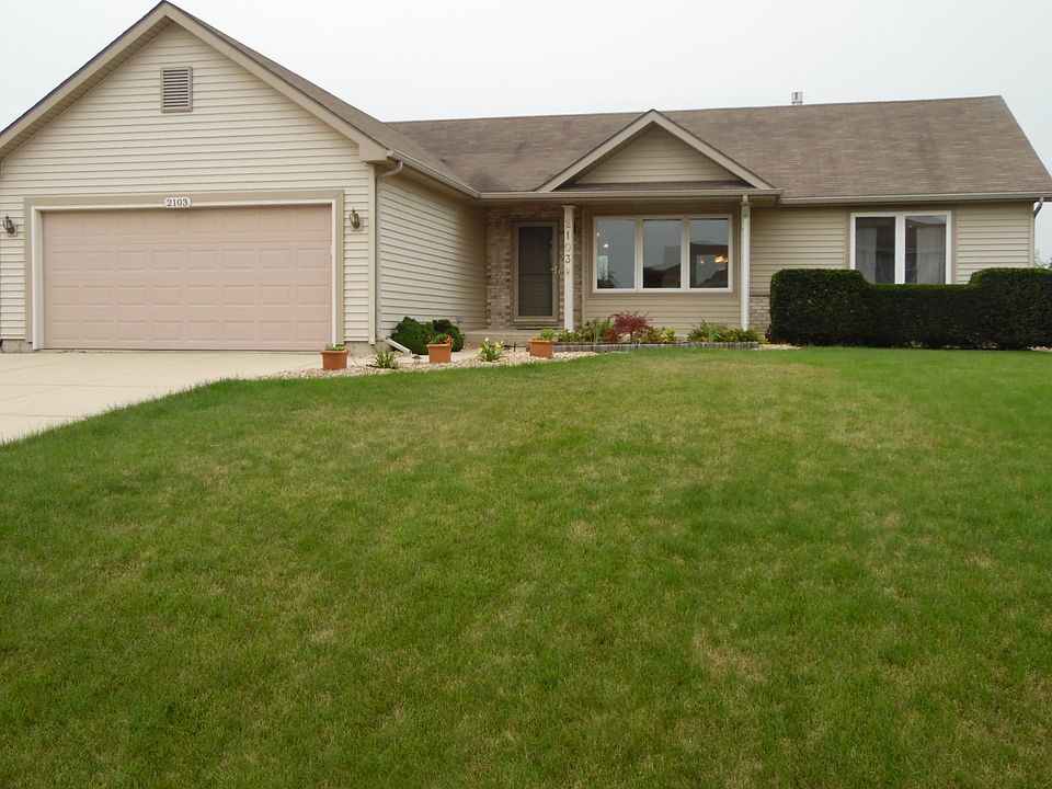 1st image of 2103 W Saint Johns Way
